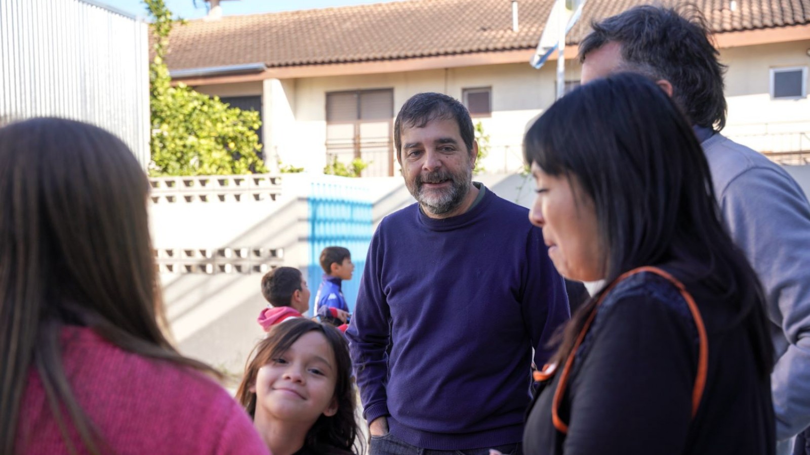Fernando Moreira recorrió la nueva Escuela Secundaria de Barrio Libertador