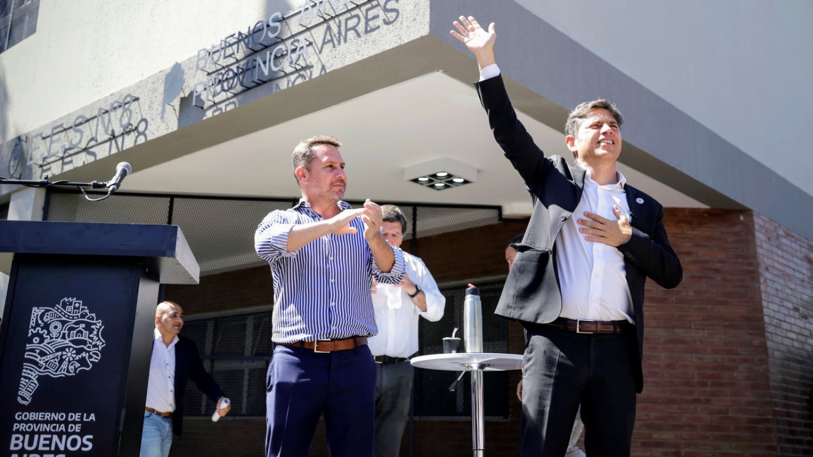 Kicillof y Descalzo inauguraron la Escuela Nº8: "La provincia de Buenos Aires es un territorio de memoria, verdad y justicia"