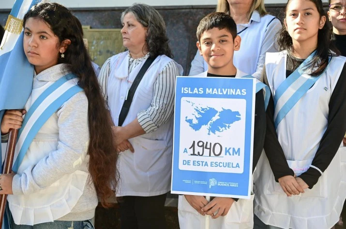Héroes de Malvinas: la Municipalidad homenajeó a los veteranos de Escobar y anunció un nuevo viaje de excombatientes a las Islas