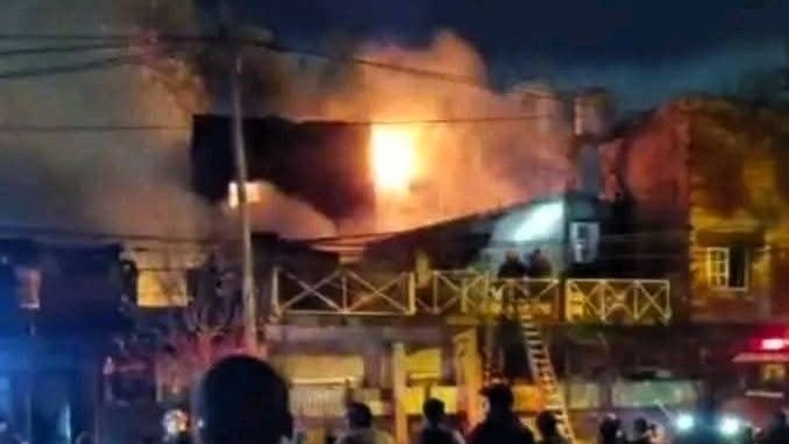 Horror en San Fernando: tres niños murieron en un feroz incendio
