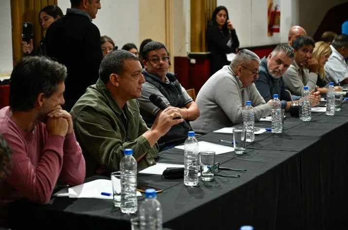 Julio Zamora: "Nos convocamos para formar una opción a las políticas del gobierno de Milei"