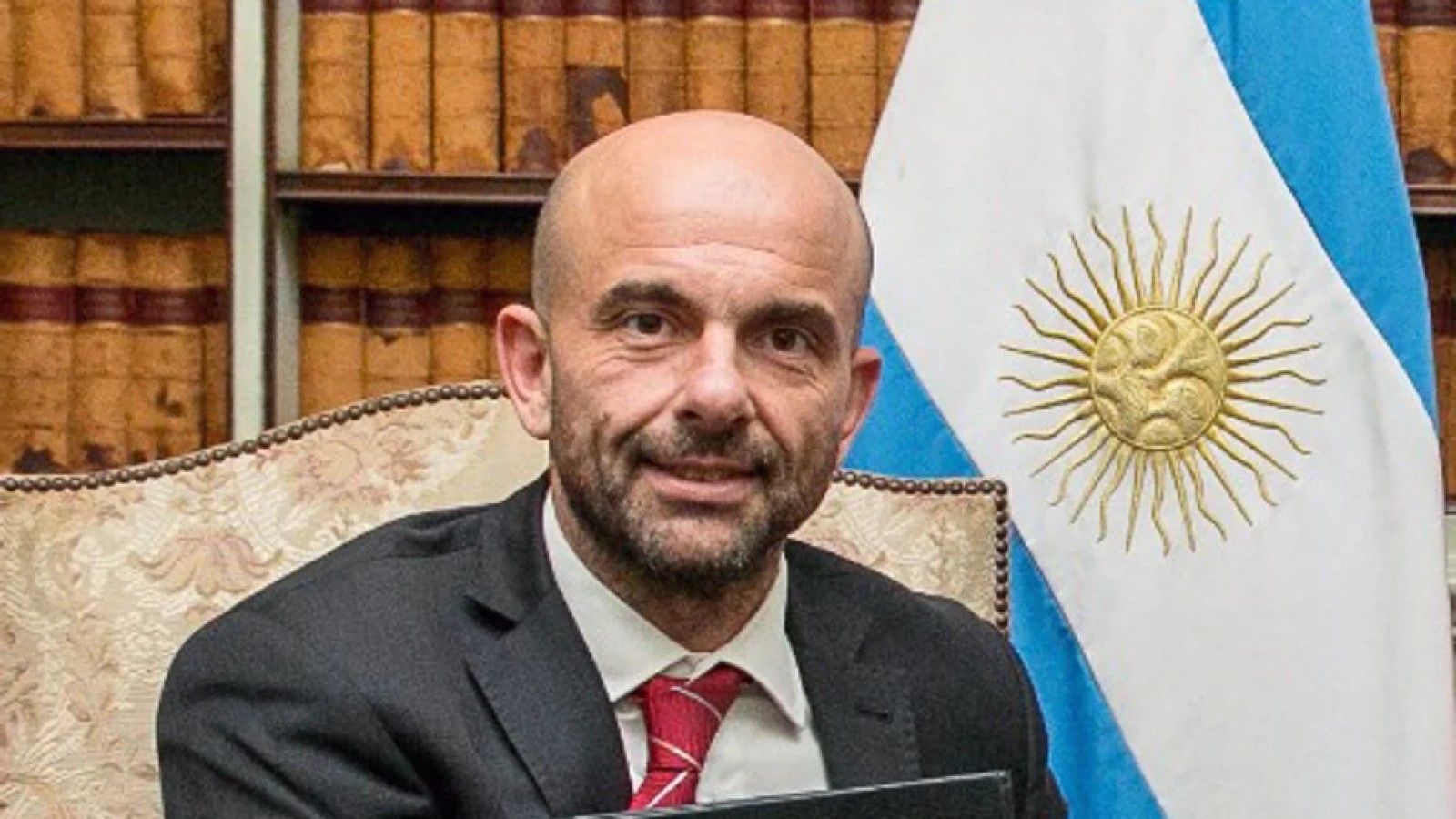 Con la salida de Franco Mogetta, el Gobierno acumula el desplazamiento de 139 funcionarios de la gestión
