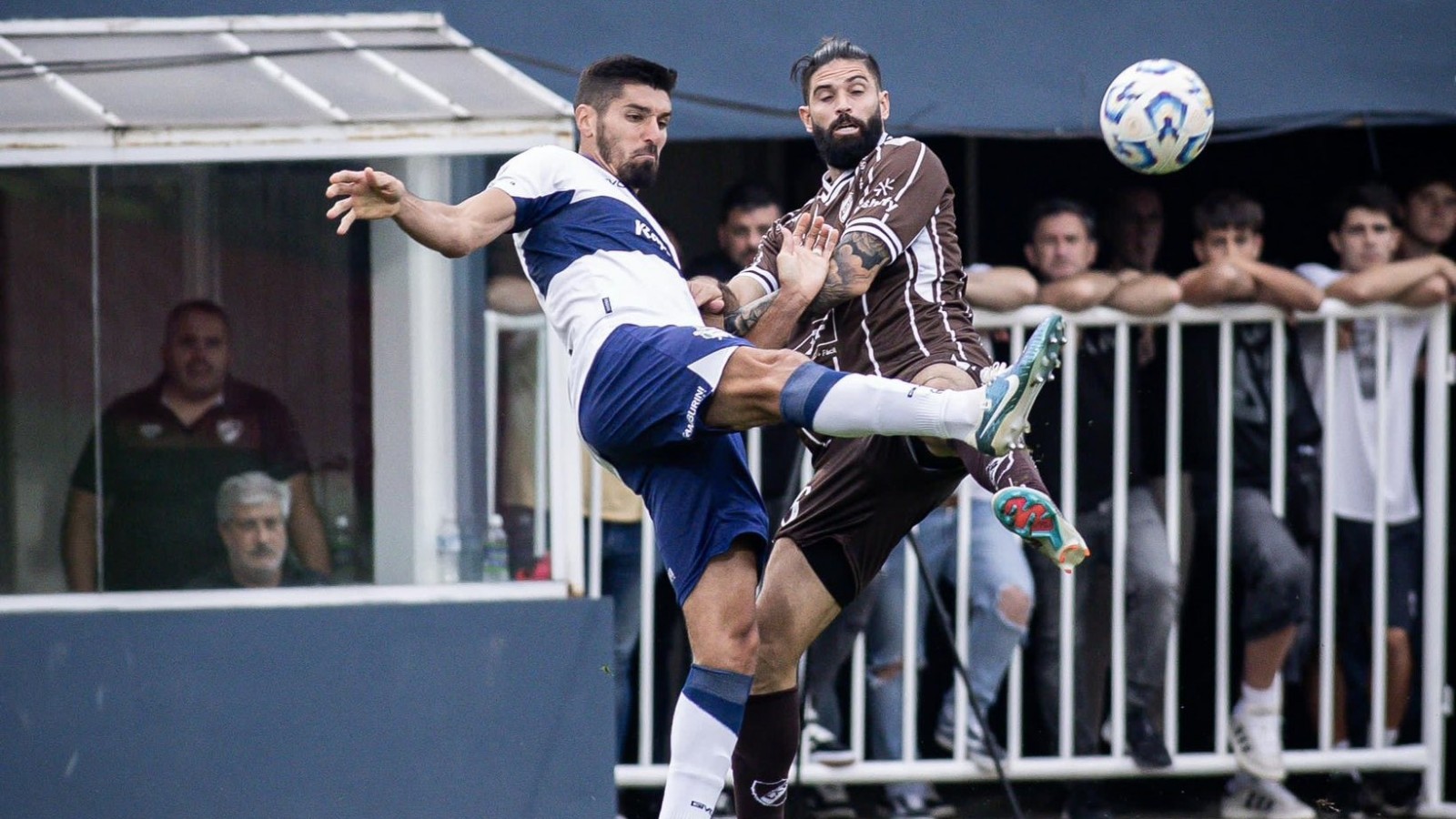 Platense cayó sobre la hora ante Gimnasia pero ya piensa en los Playoffs del Torneo Apertura