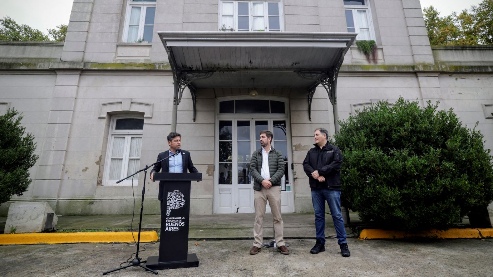 Seguridad: Kicillof entregó nuevos patrulleros en Mercedes