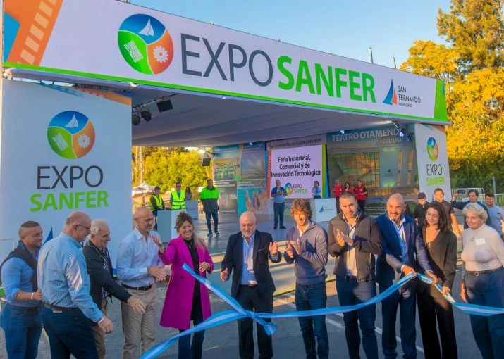 Se realizó la "Expo Sanfer" con 200 industrias, comercios y emprendedores