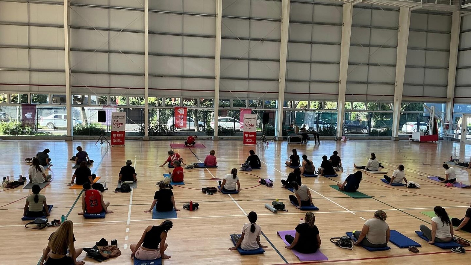 Se llevaron adelante los encuentros de yoga del Municipio de Tigre destinados a toda la comunidad
