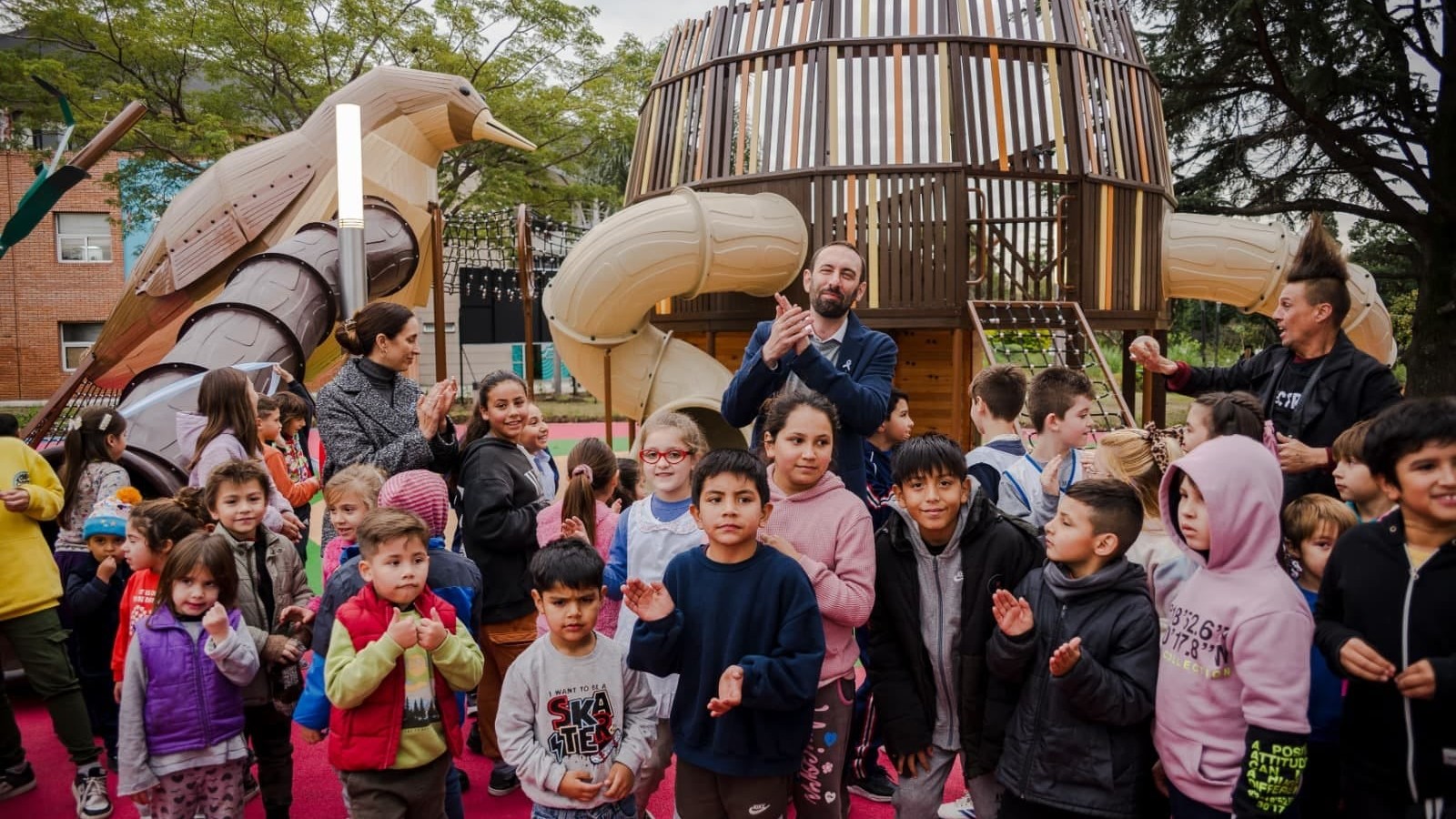 Damián Selci inauguró el Parque de las Infancias en el predio municipal