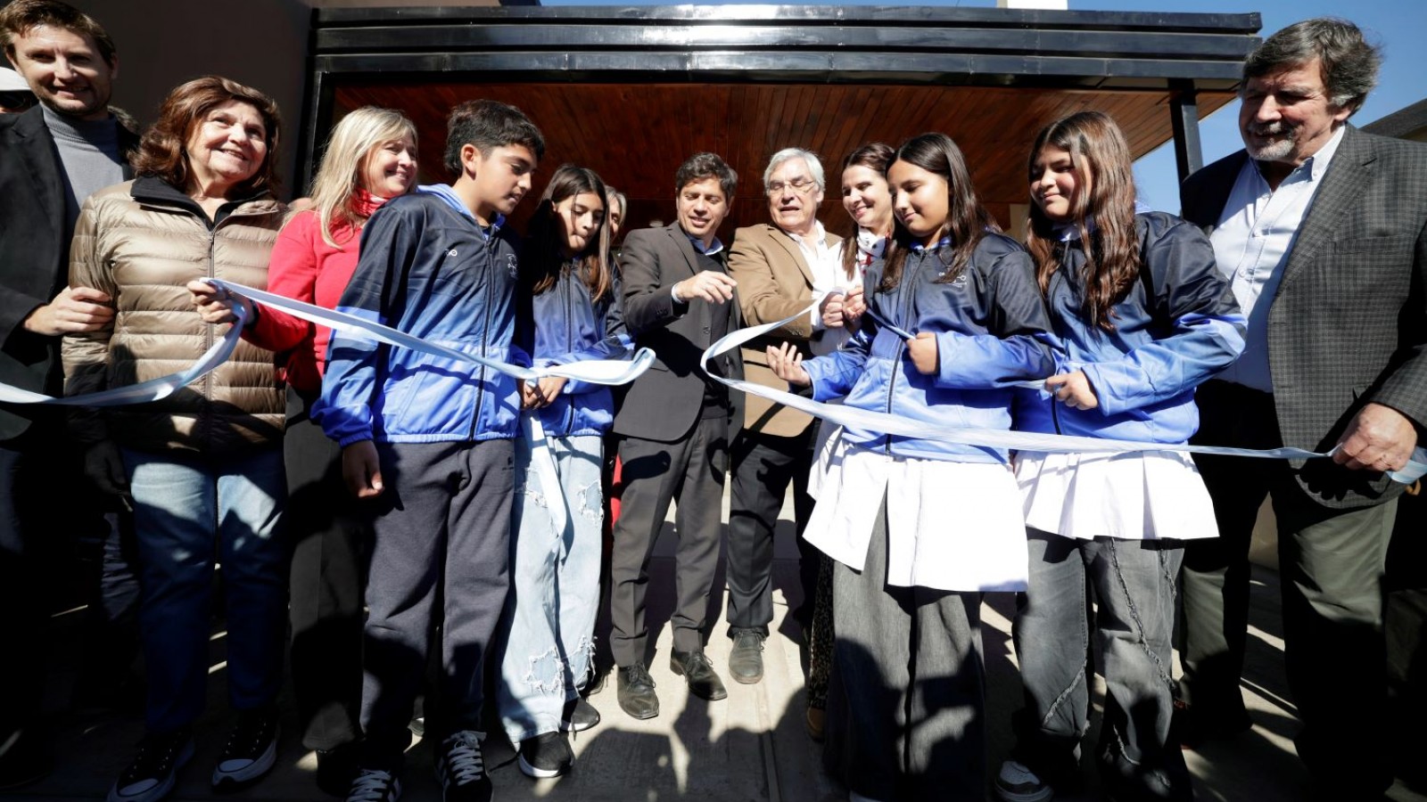 Kicillof inauguró las obras de ampliación de la Escuela Primaria N°45 en General Villegas