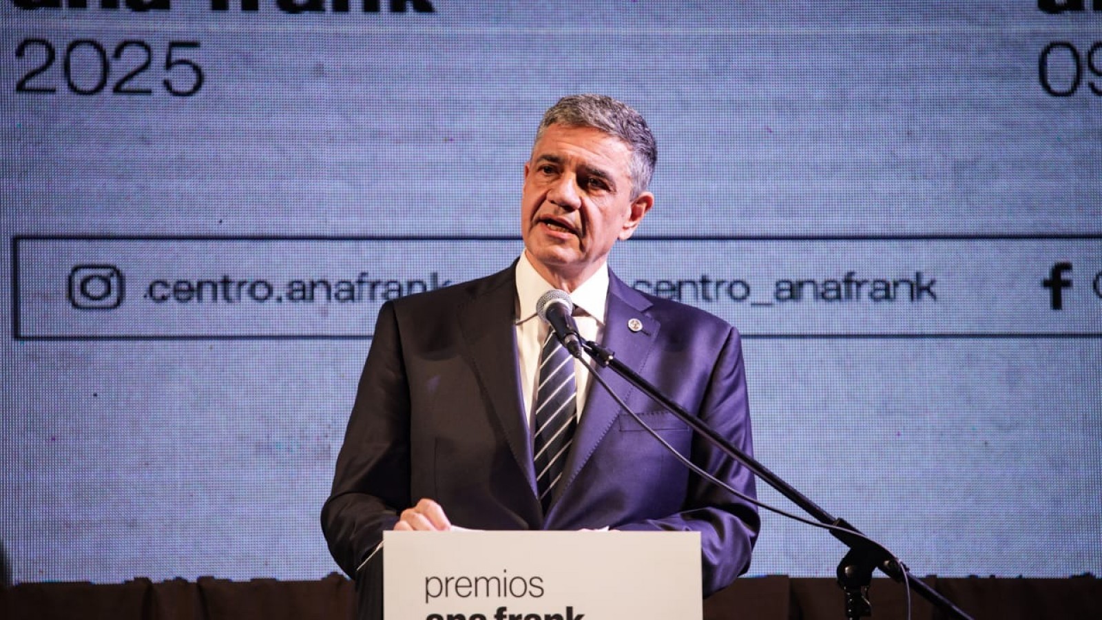Jorge Macri fue reconocido en los Premios Ana Frank por su compromiso con la convivencia y la memoria