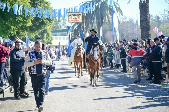 Garín vivió una verdadera fiesta popular para celebrar su 132° aniversario