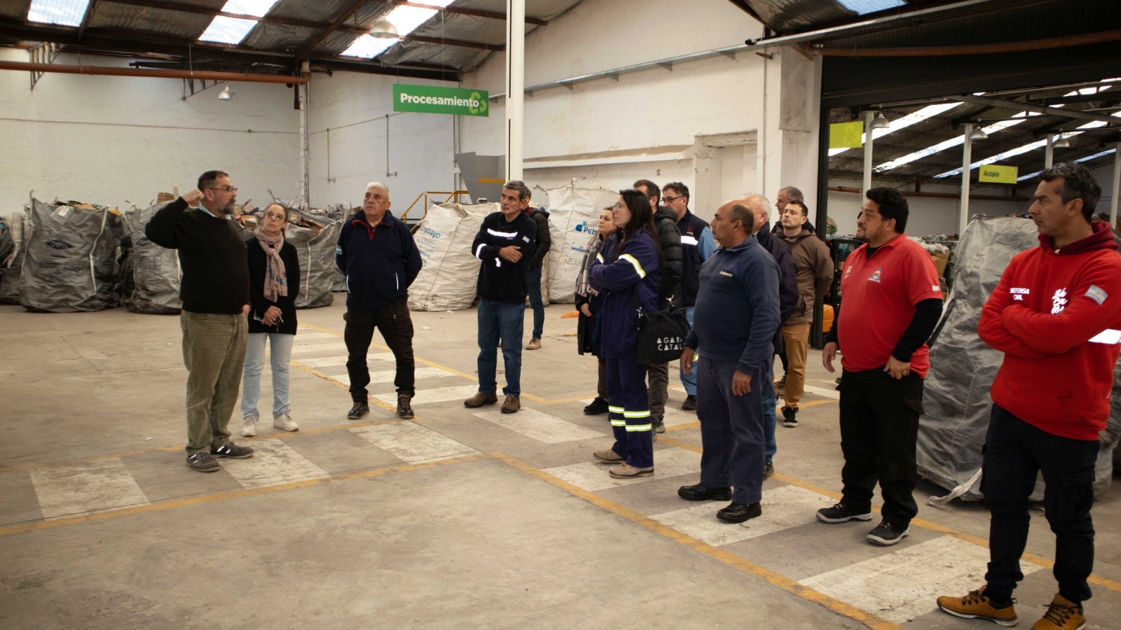 El Centro de Reciclaje Campana recibe a vecinos e instituciones comprometidas con el cuidado del medio ambiente