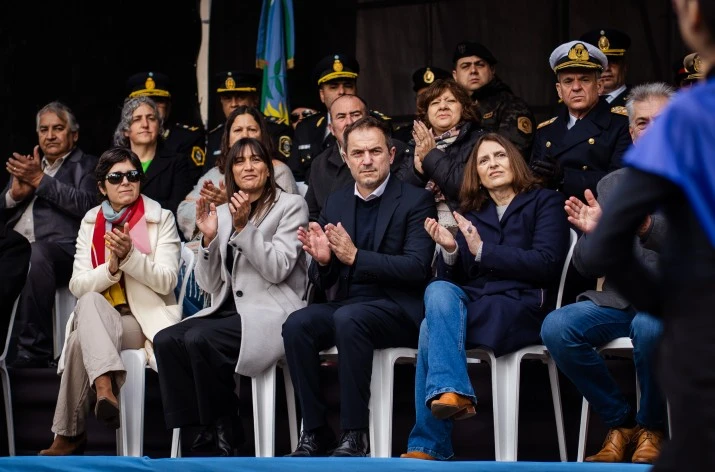 Con orgullo y emoción, Campana celebró sus 140 años de vida