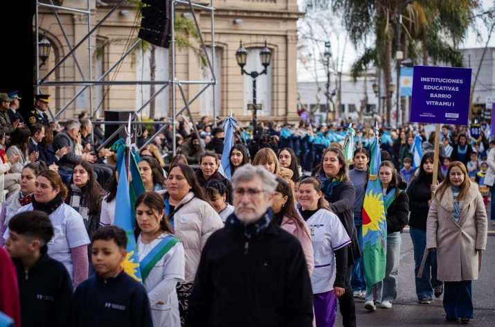 Con orgullo y emoción, Campana celebró sus 140 años de vida