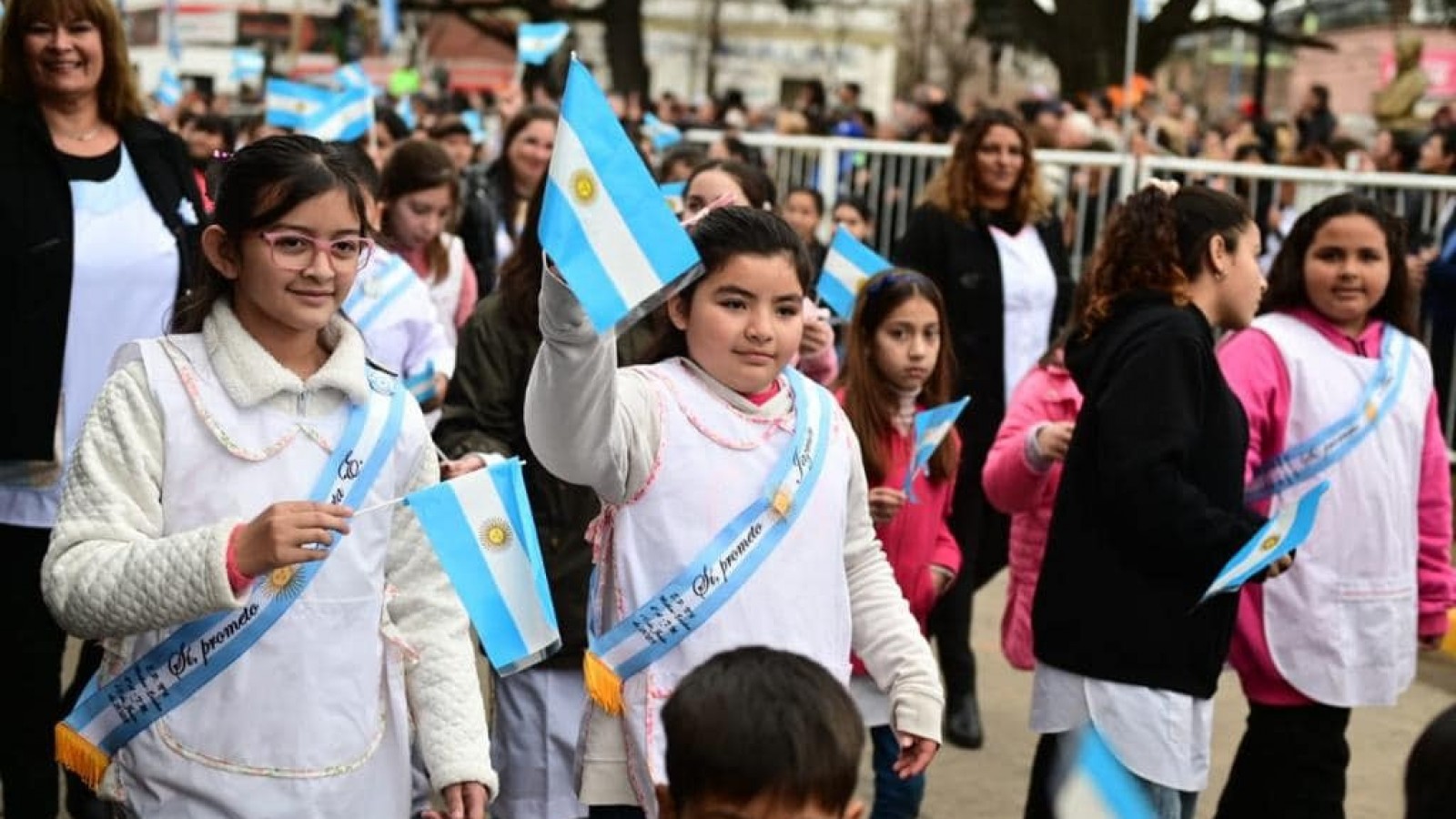 El 9 de julio, desfile y cierre a toda cumbia en Matheu