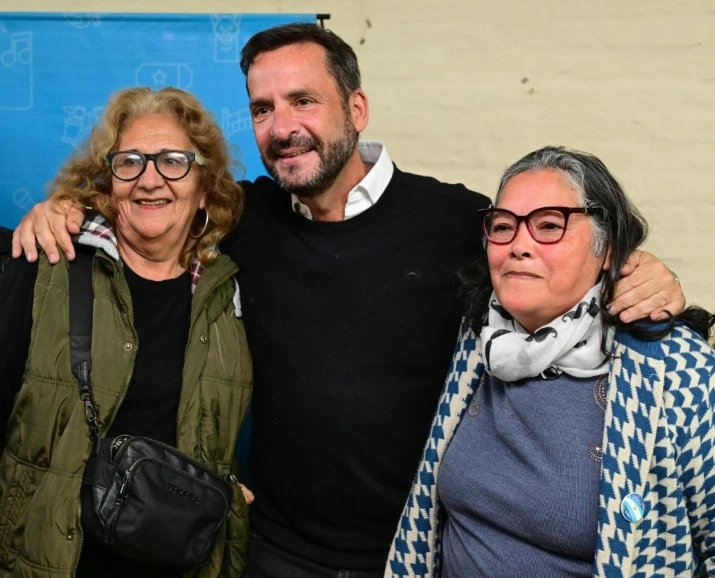 Salud: El Municipio entregó más de 100 anteojos a jubilados del distrito