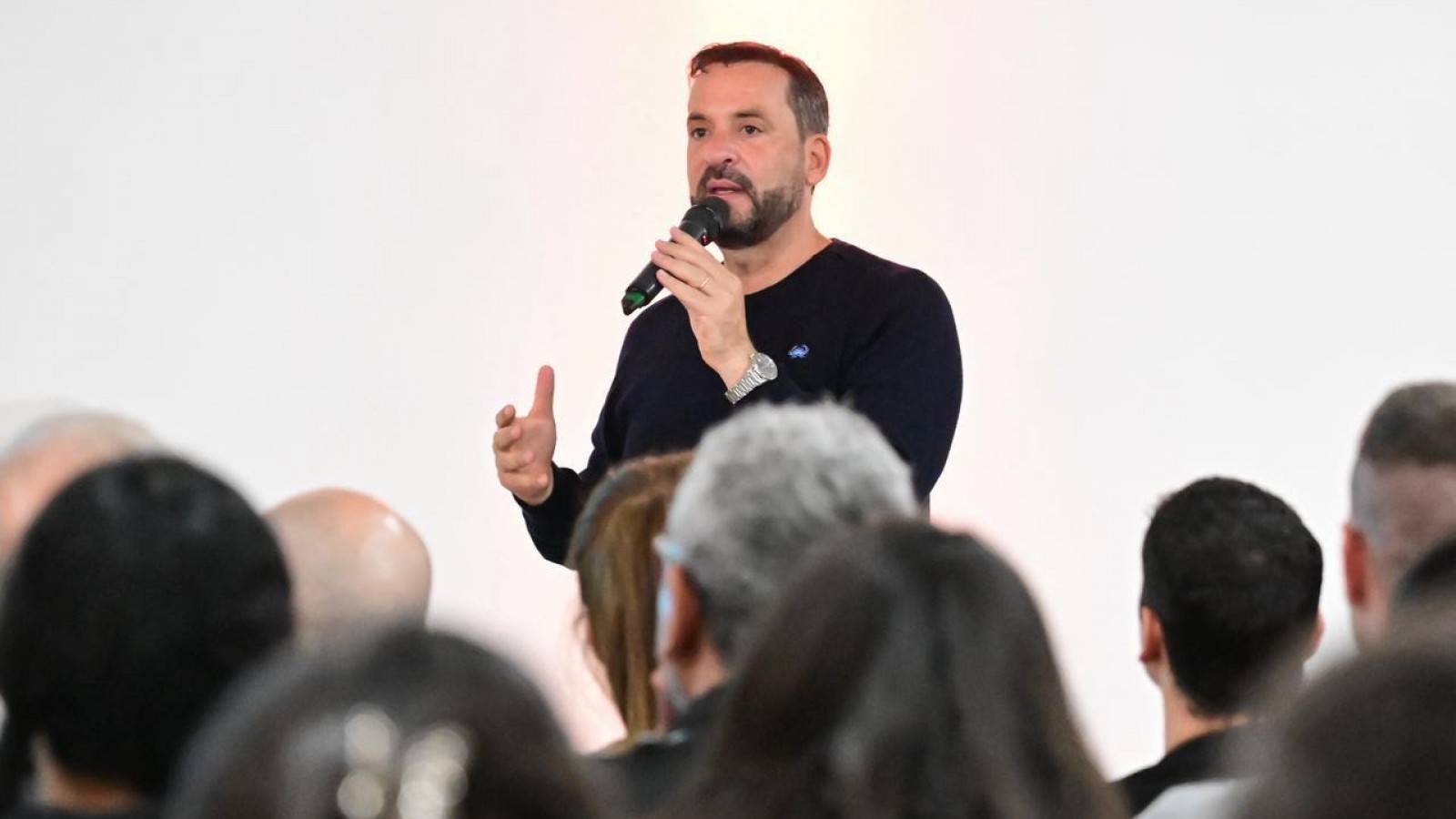 Ariel Sujarchuk encabezó un encuentro en defensa de la educación pública