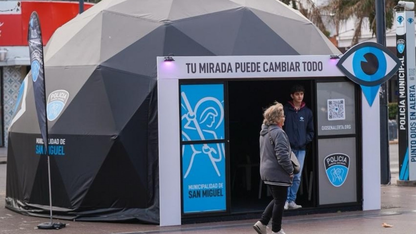 San Miguel instaló un domo para capacitaciones exprés de Ojos en Alerta