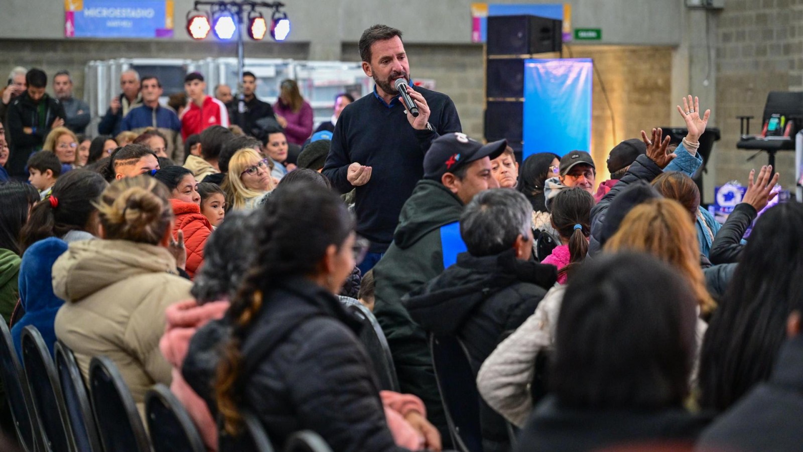 Escobar Emprende: el Municipio entregó 300 kits de herramientas para proyectos productivos