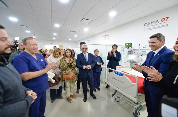 Julio Zamora inauguró el Hospital Municipal de Medicina Cardiovascular "Dr. Genaro Serantes" en Tigre centro