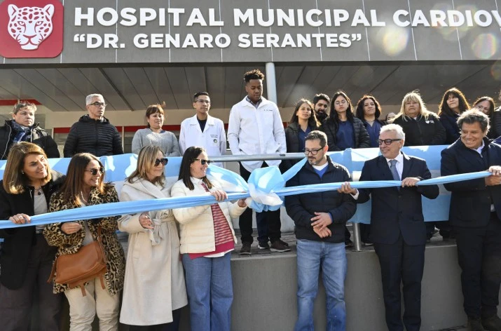 Julio Zamora inauguró el Hospital Municipal de Medicina Cardiovascular "Dr. Genaro Serantes" en Tigre centro