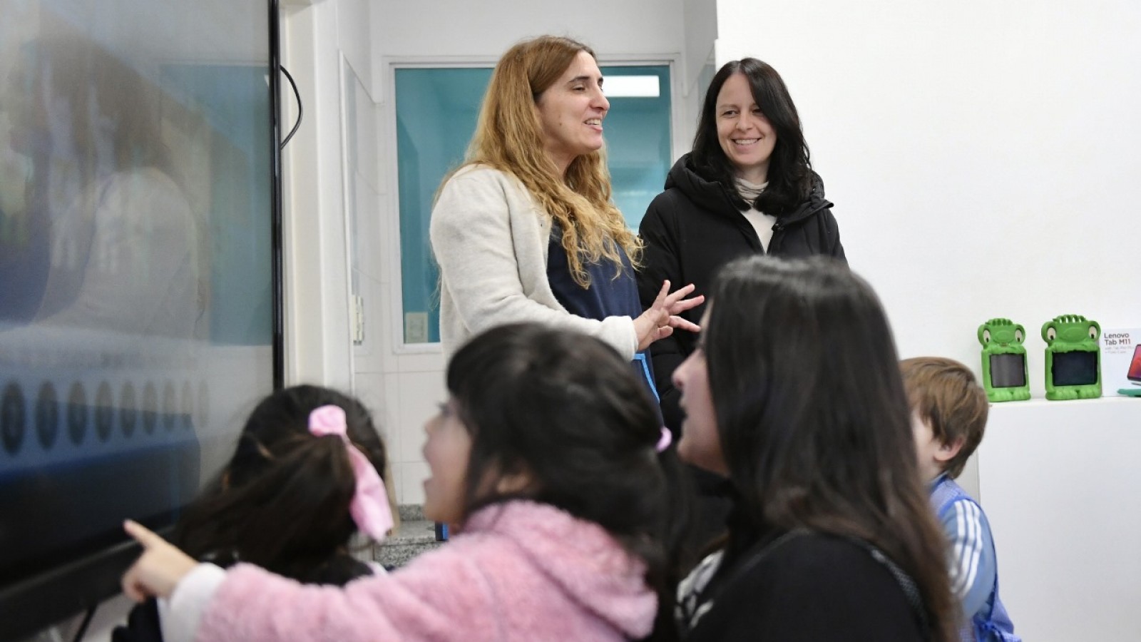 Vicente López avanza en la incorporación de tecnología y herramientas innovadoras para la educación