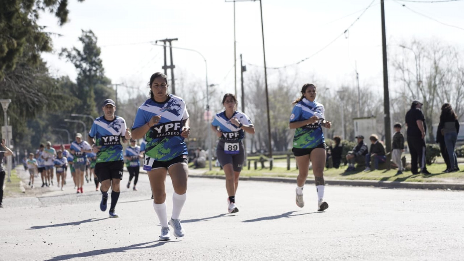 Baradero vivió una exitosa segunda edición de los 10K con atletas de todo el país