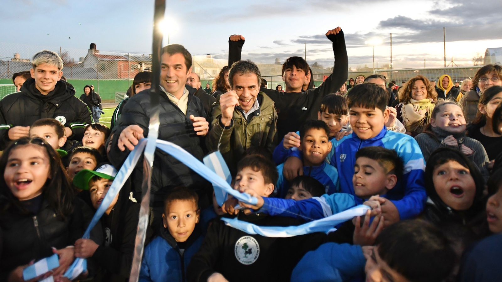 San Isidro inauguró una cancha de fútbol 11 de césped sintético en el Campo de Deportes de Beccar
