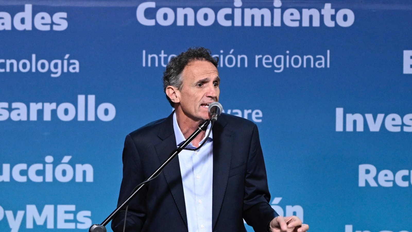 Katopodis: "En la Argentina de Milei los únicos que están pagando el ajuste son los empresarios, los industriales y los laburantes de la Argentina"