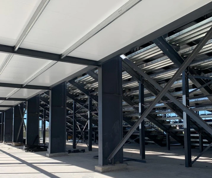 Avanzan las obras del Microestadio Municipal de Pergamino: se completan nuevas etapas clave
