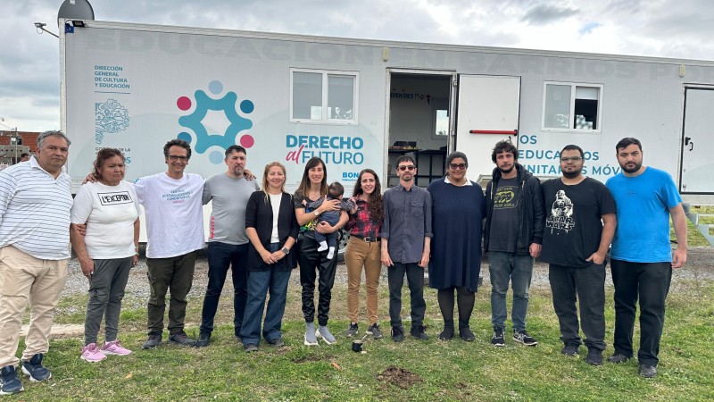 El Centro Socioeducativo y Comunitario Móvil llegó a Zárate para fortalecer la revinculación estudiantil