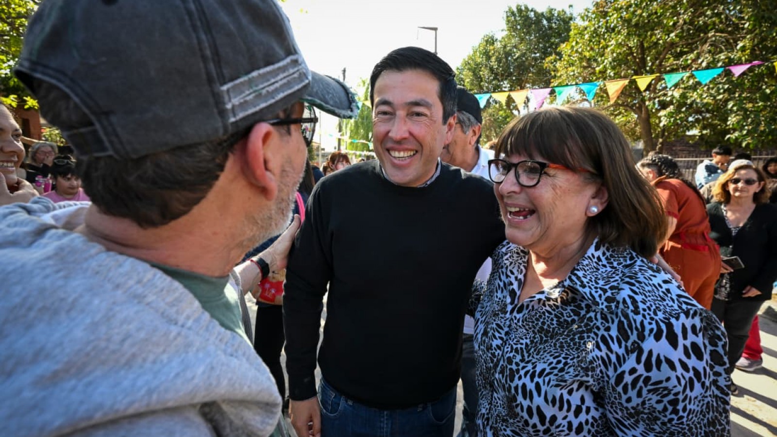 Leo Nardini inauguró más obras claves para la conectividad en Grand Bourg