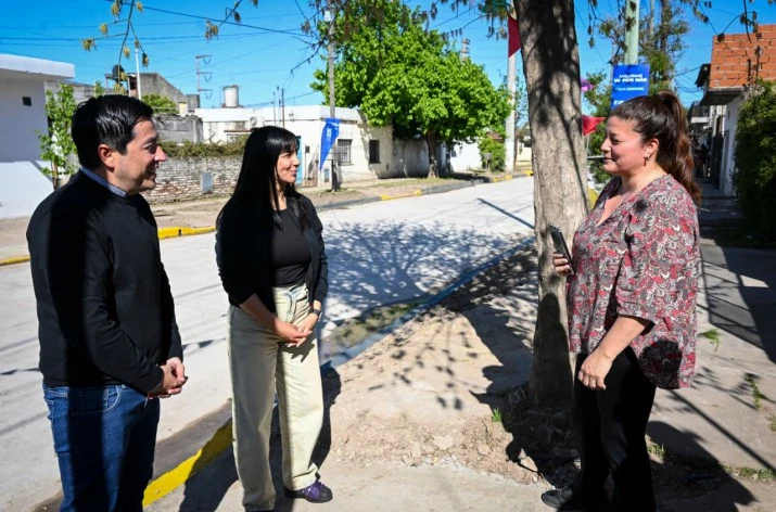Leo Nardini inauguró más obras claves para la conectividad en Grand Bourg