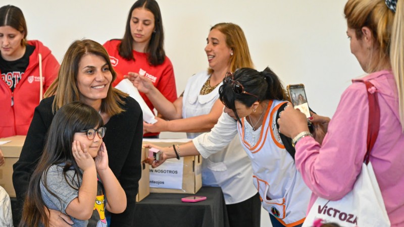 El Municipio de Tigre realizó una nueva entrega de anteojos a través del programa "Para verte Mejor"