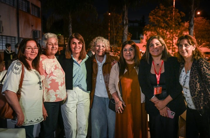 En el CUT, el Municipio de Tigre reconoció la labor y la vocación de servicio de la comunidad educativa del distrito