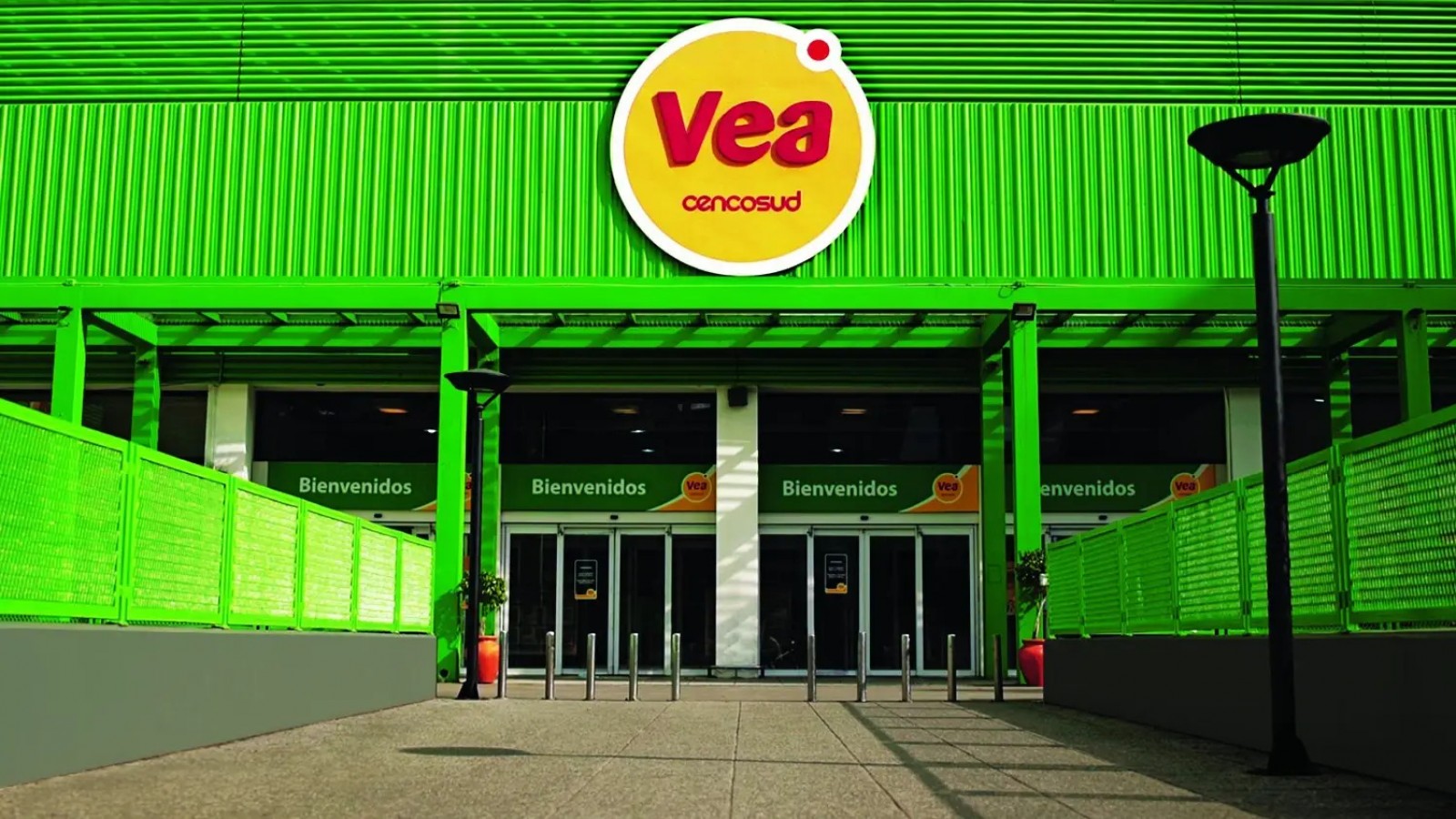Cencosud cerró sucursales de Vea y dejó a más de 100 empleados sin tareas