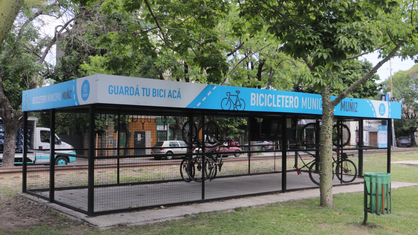 San Miguel cuenta con tres bicicleteros municipales en las estaciones de tren