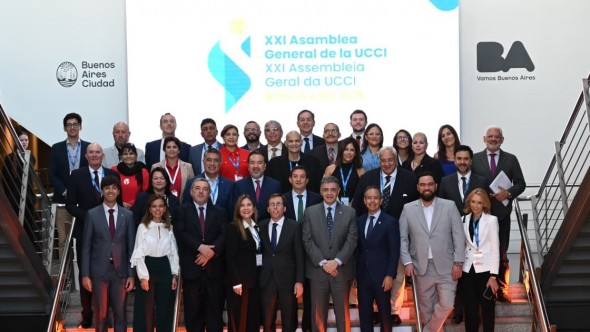 Alcaldes y delegaciones de 20 ciudades iberoamericanas discuten una agenda común sobre los desafíos urbanos