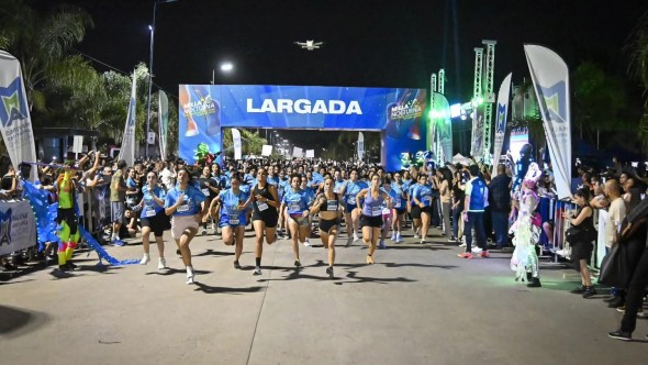 Más de ocho mil personas participaron de la 3ra Milla Nocturna de Malvinas Argentinas