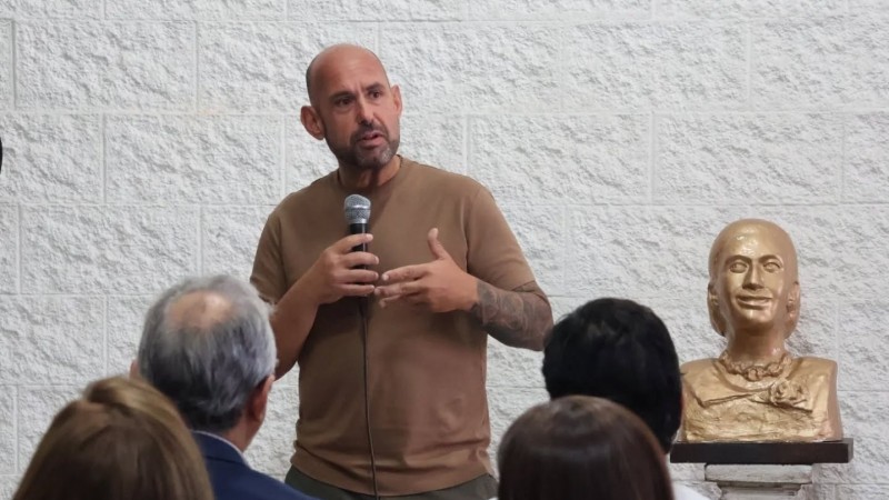 Baradero entregó ventiladores a más de 25 instituciones educativas para mejorar las condiciones de estudio