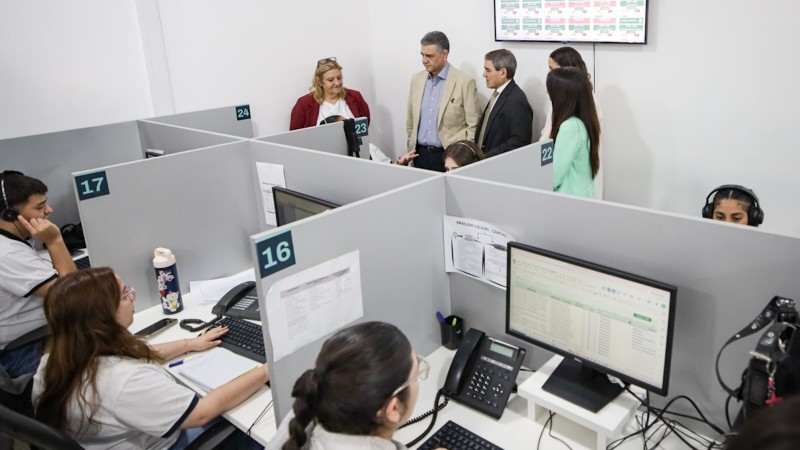 La Ciudad refuerza la línea 147 que da más de 10 mil turnos por día en hospitales y CeSAC