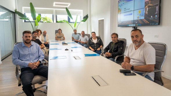 Santiago Passaglia se reunió con presidentes de clubes de San Nicolás para fortalecer el programa de Becas Deportivas