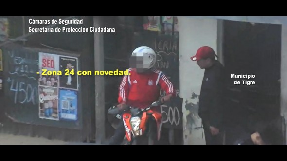 Circulaba con una moto sin patente por Benavídez y fue detenido por el COT