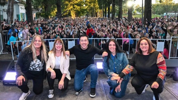 Miles de vecinos celebraron el Primer Festival del Adulto Mayor en Malvinas Argentinas