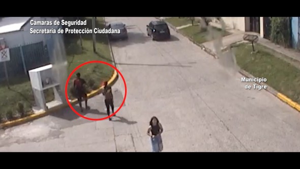 Robaron una moto, se dieron a la fuga y fueron detenidos por el COT tras un exhaustivo seguimiento por las cámaras municipales