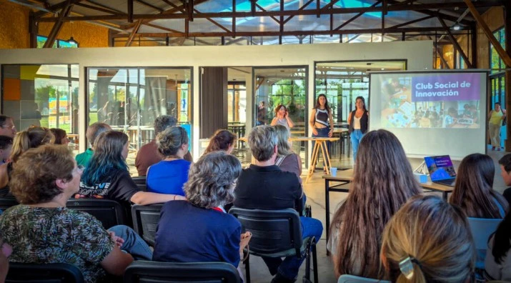 Pergamino distinguió a más de 150 chicos por sus habilidades en informática y matemáticas