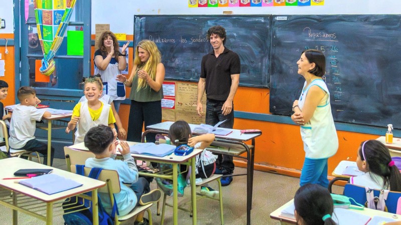 Juan Andreotti anunció cuáles son las 7 escuelas que el Municipio renovará durante el verano