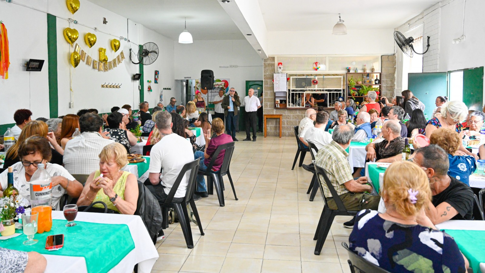 Julio Zamora acompañó el 14° aniversario del Centro de Jubilados "Eterna Juventud" en Rincón de Milberg