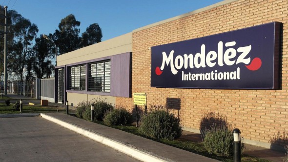 Crisis industrial: Mondelez frena la producción en su planta de Pacheco por 21 días y crece la preocupación entre los 2.300 trabajadores