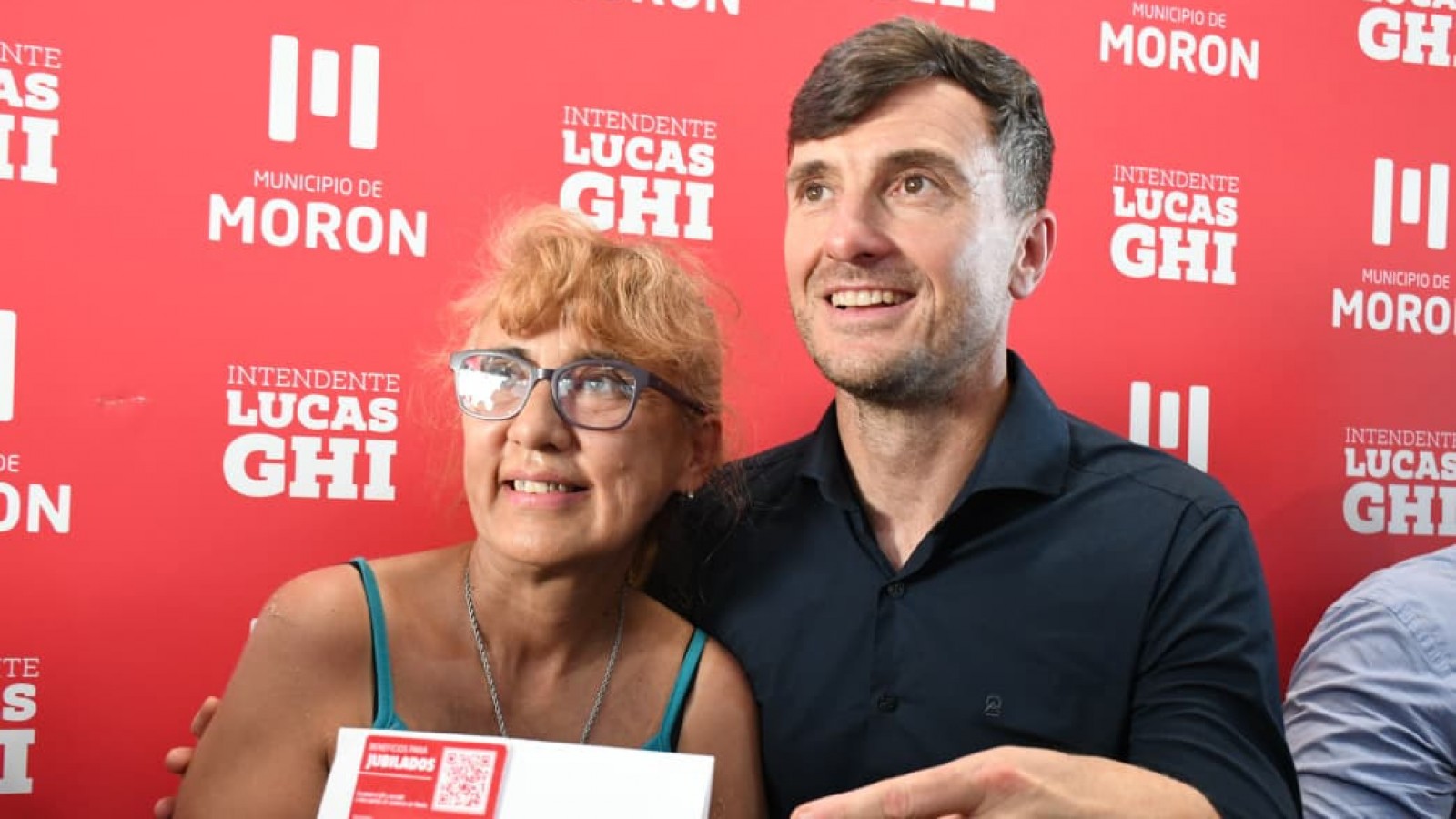 Nueva entrega de tarjetas de descuentos para jubilados y jubiladas de Morón