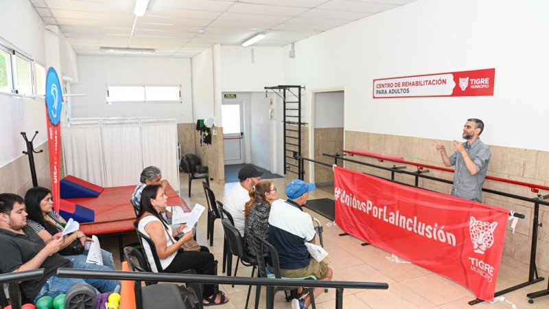 En Tigre centro, el Municipio realizó una nueva entrega de materiales ortopédicos